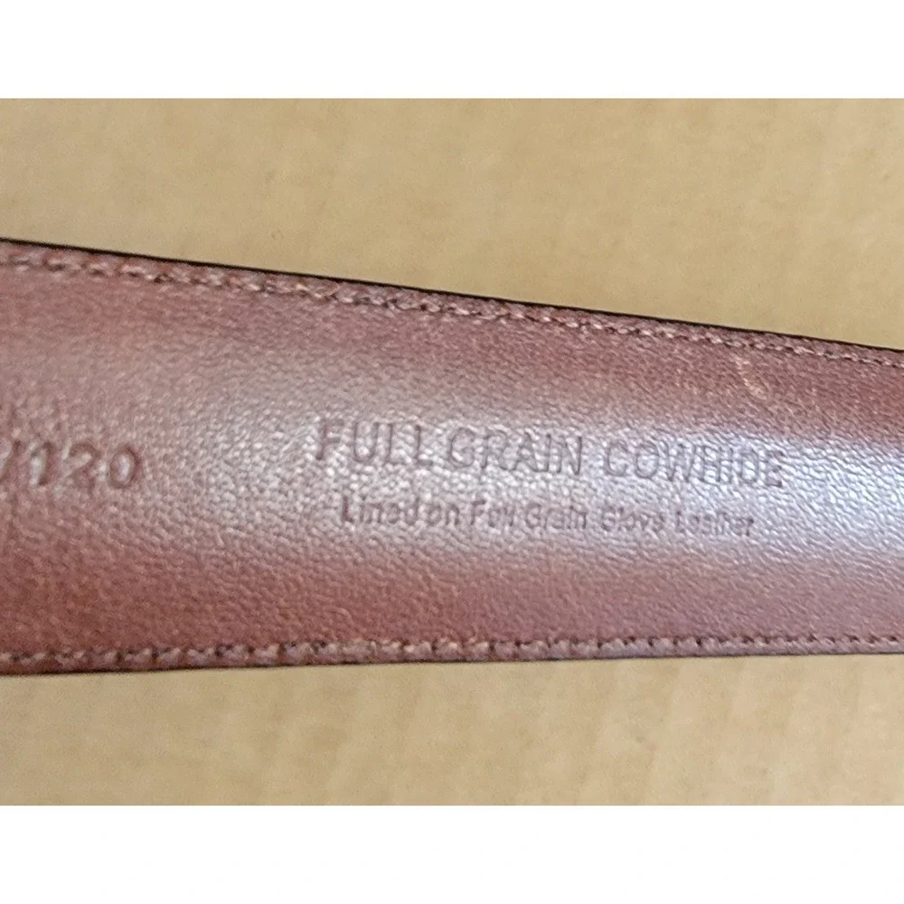 Roundtree & Yorke Mens Brown Full Grain Leather Belt 48 Silver Buckle B55061B